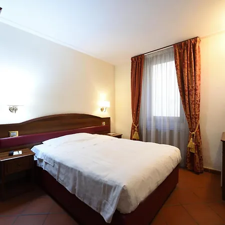 Relais La Corte Di Cloris 4*