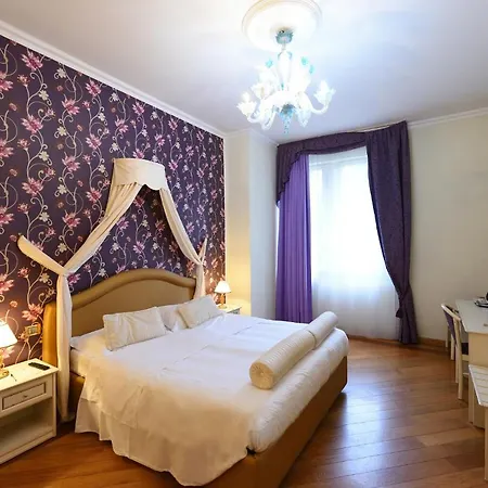 Guest house Relais La Corte Di Cloris 3*