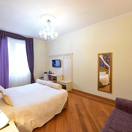 Guest house Relais La Corte Di Cloris 3*