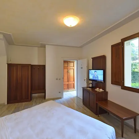 Relais La Corte Di Cloris Guest house