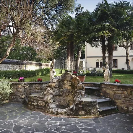 Relais La Corte Di Cloris Konukevi